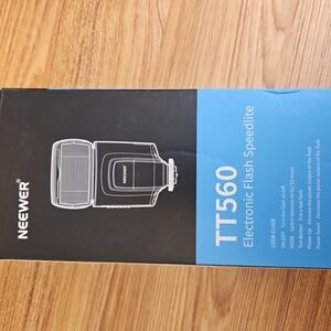 Neewer TT560 Electronic Flash Speedlite